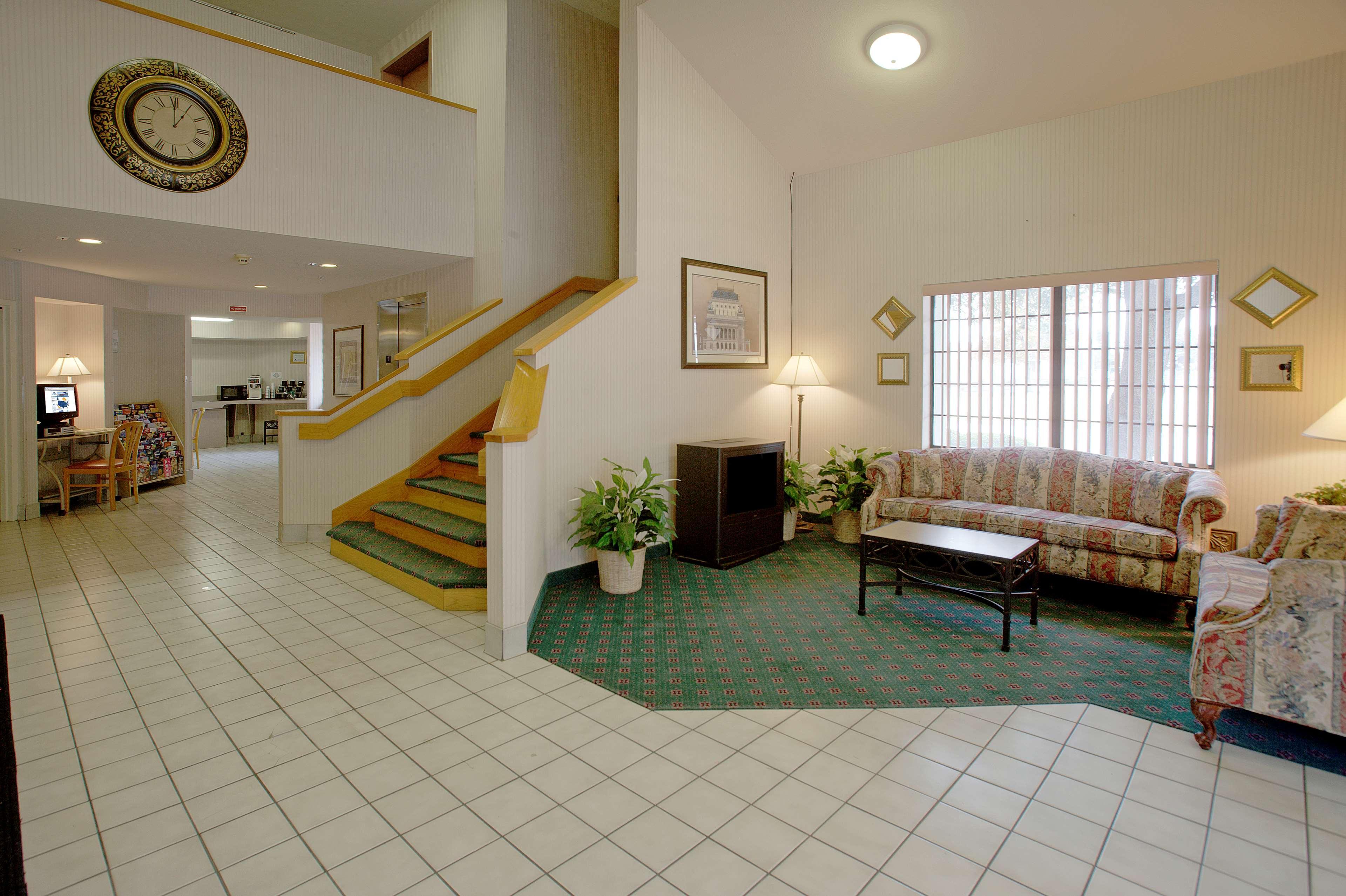 Americas Best Value Inn Addison Interior photo